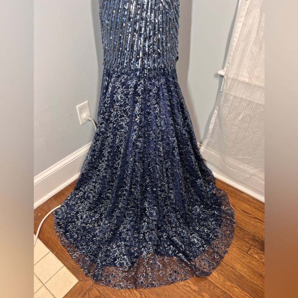 NWT Jovani Lace And Sequin Mermaid Gown - Picture 11 of 16